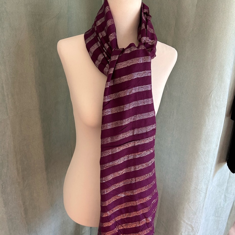 Scarves - Picture 3 of 7